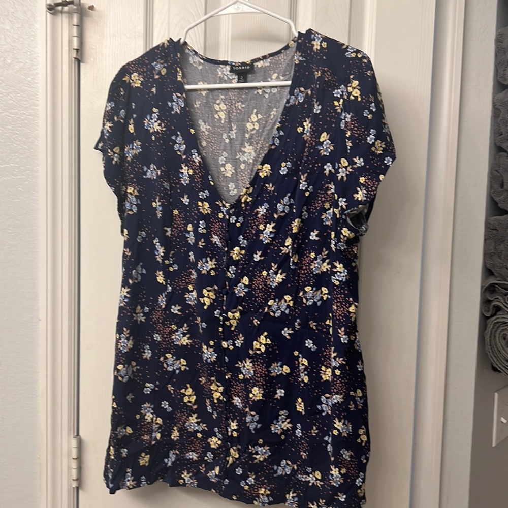 Torrid size 2